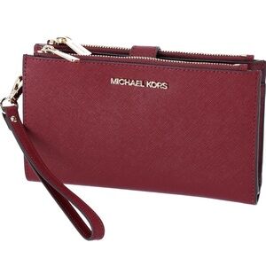 Michael Kors Jet Set Travel Large Leather Double Zip Wristlet - Merlot